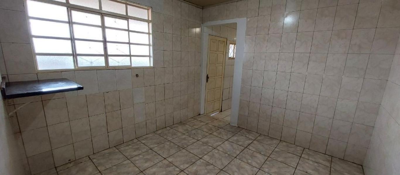 CASA NA Vila Ribeiro em Assis