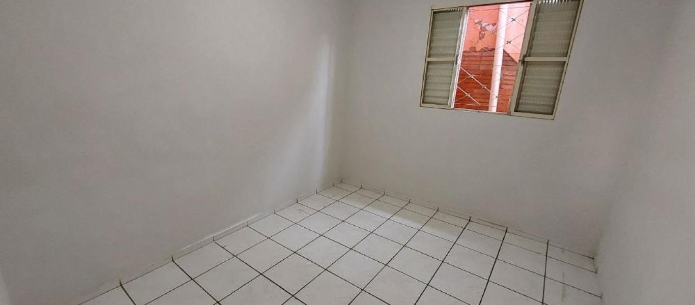 CASA NA Vila Ribeiro em Assis