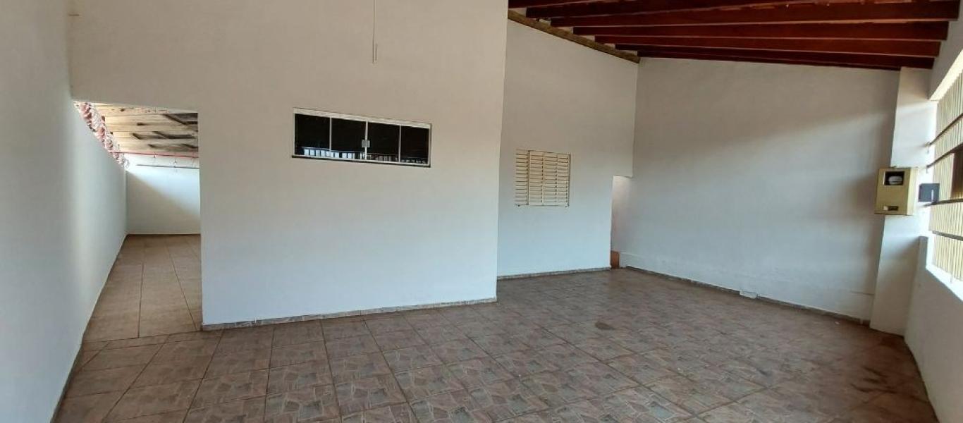 CASA NA Vila Ribeiro em Assis