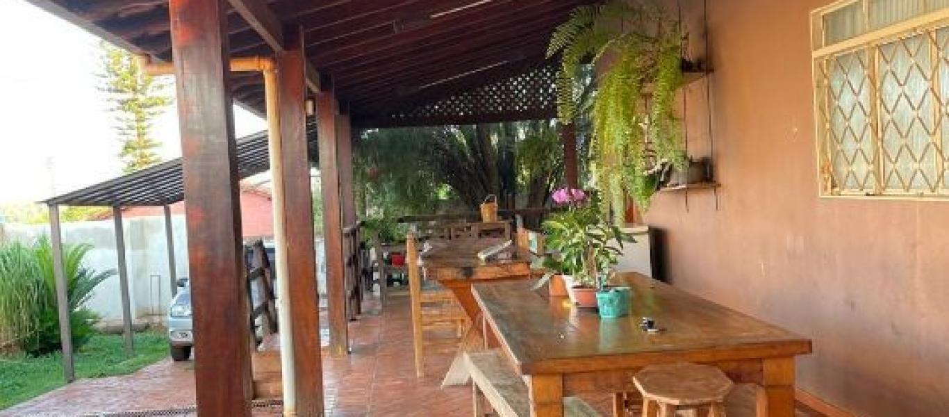 RANCHO NA CANTINHO DO LAZER em FLORÍNEA