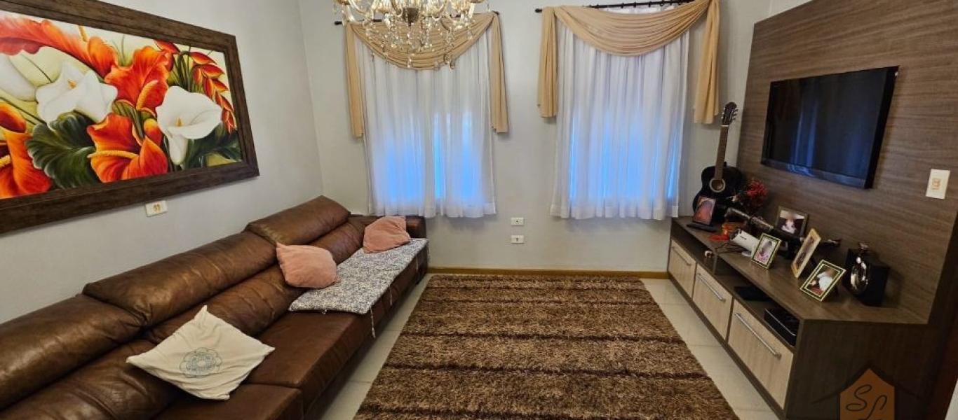 CASA NA VILA DAS ÁRVORES em Tarumã