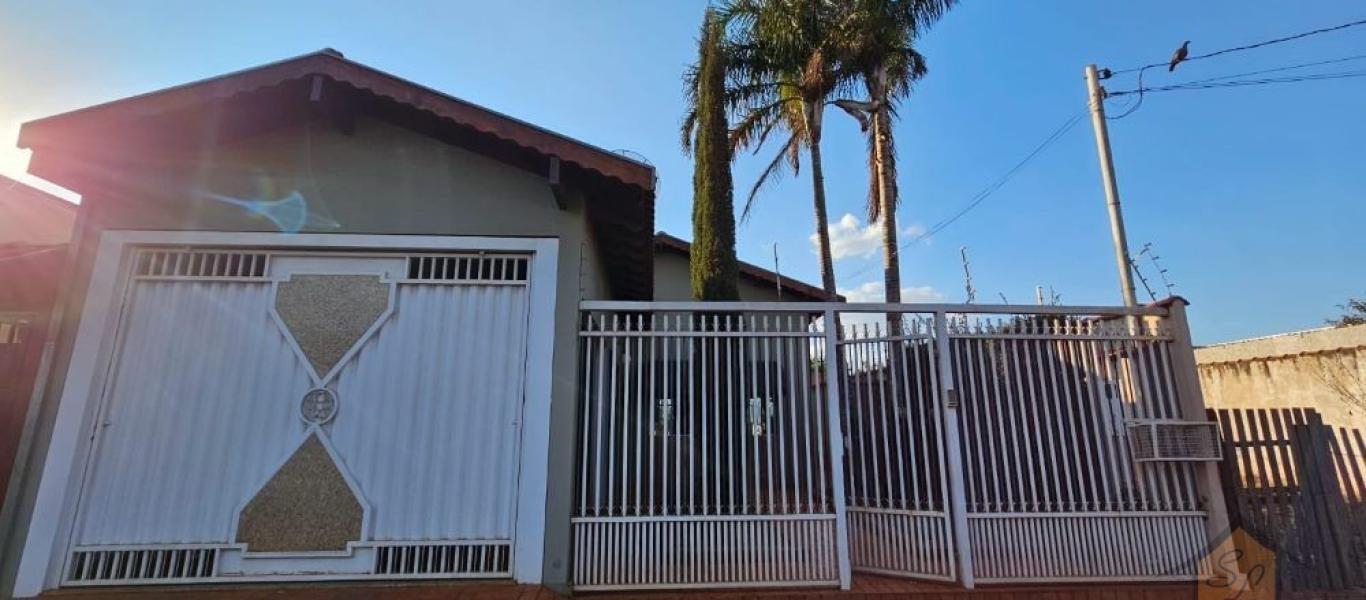 CASA NA VILA DAS ÁRVORES em Tarumã