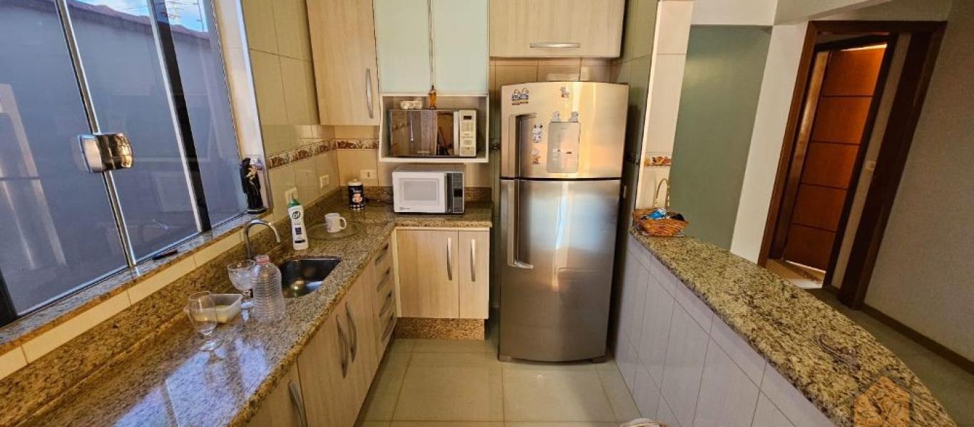 CASA NA VILA DAS ÁRVORES em Tarumã