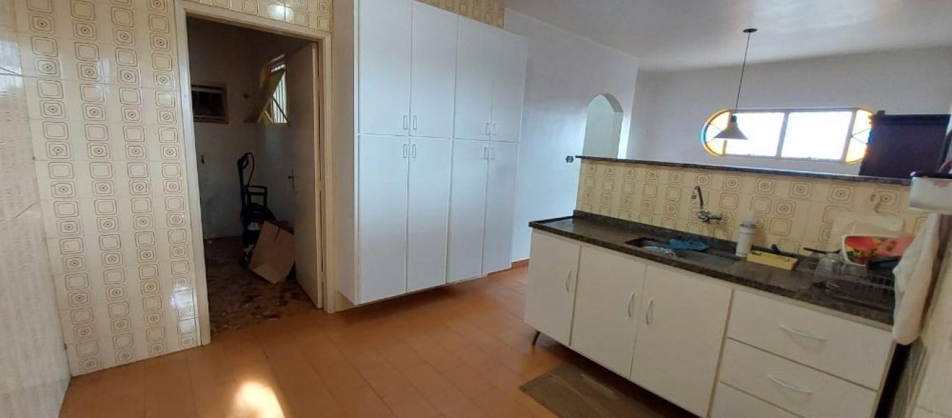 CASA NA Centro em Assis