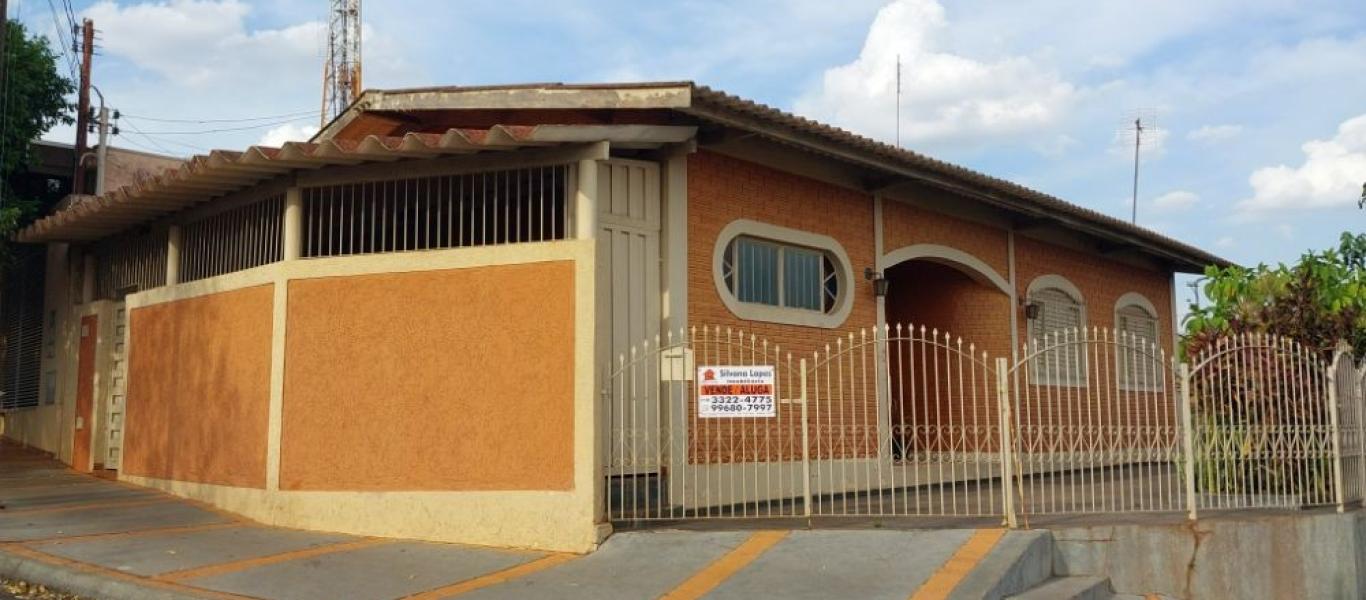 CASA NA Centro em Assis