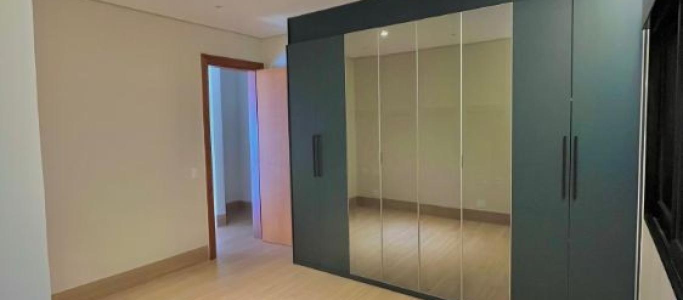 CASA NA Renascence Residencial em Assis