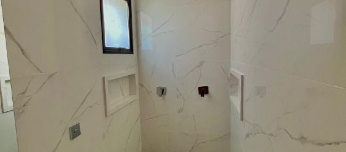 CASA NA Renascence Residencial em Assis