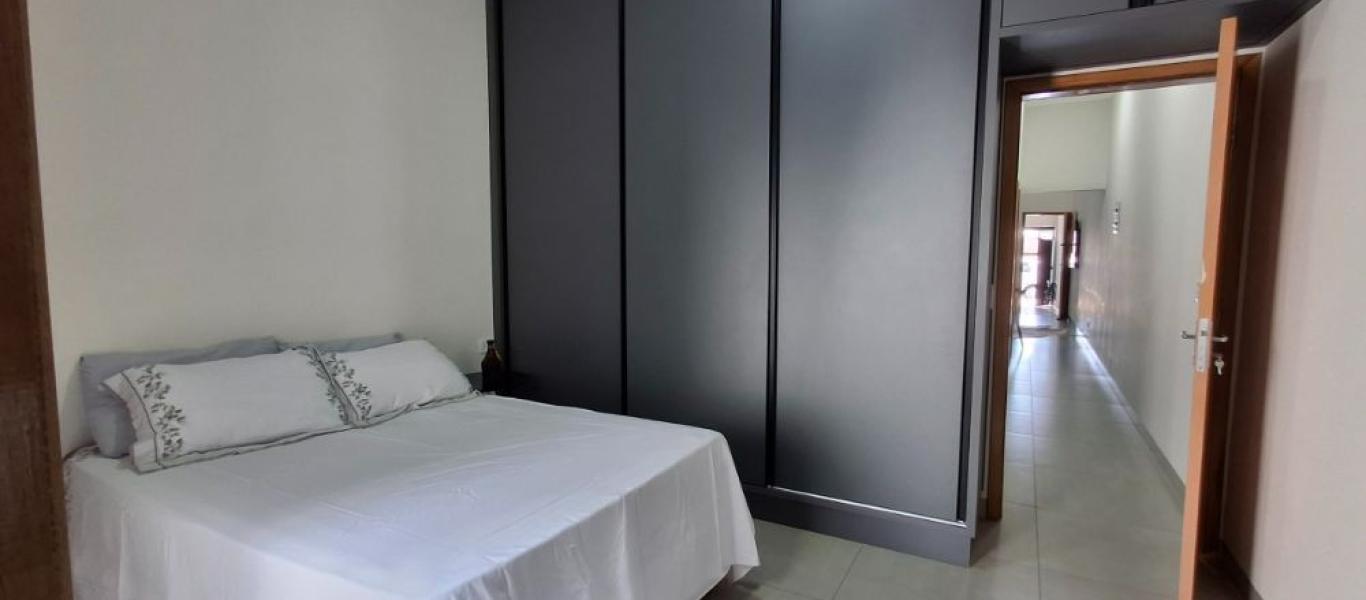 CASA NO Jardim Valência em Assis