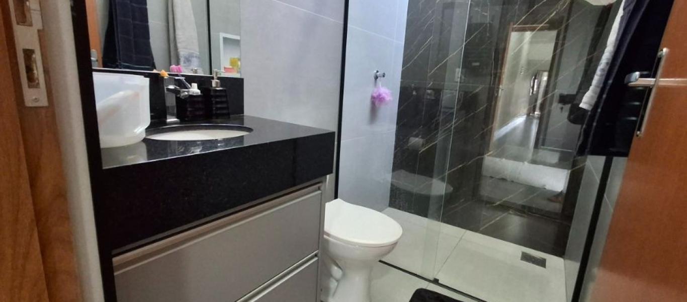 CASA NO Jardim Valência em Assis