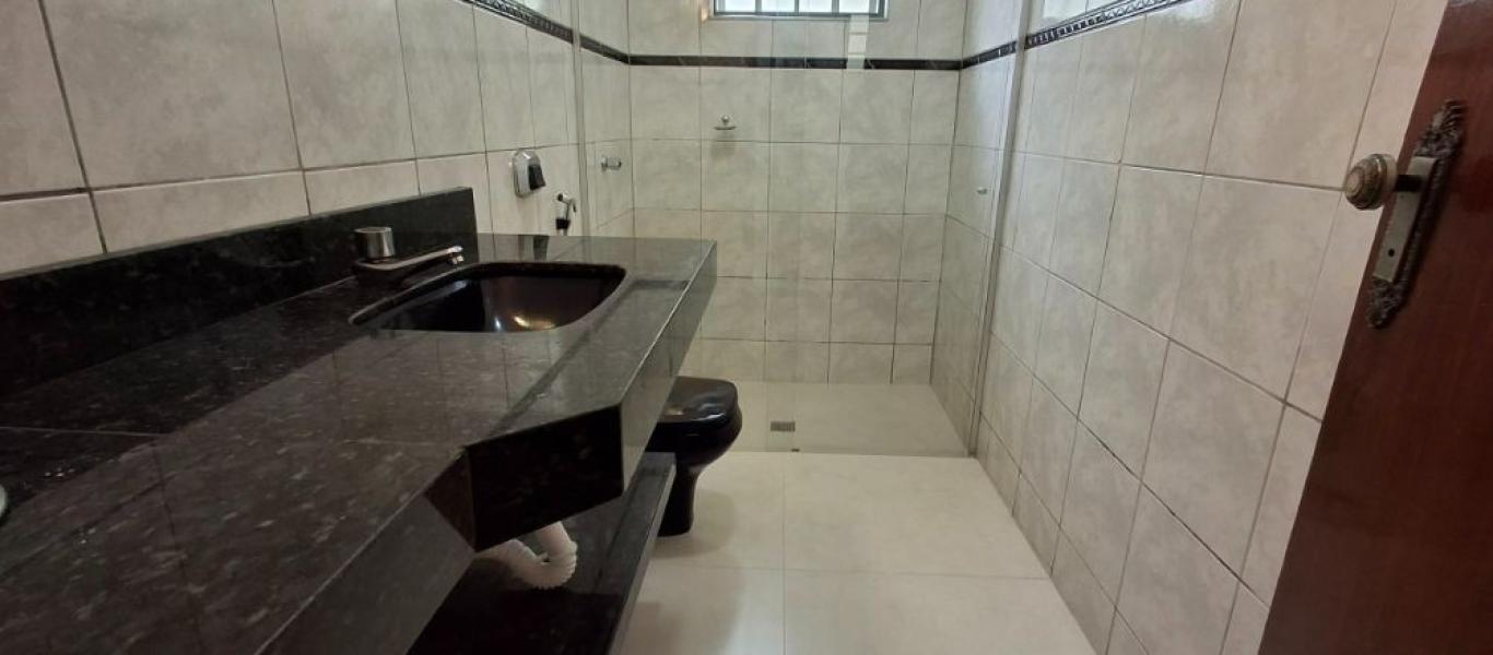 CASA NA Vila Ebenezer em Assis