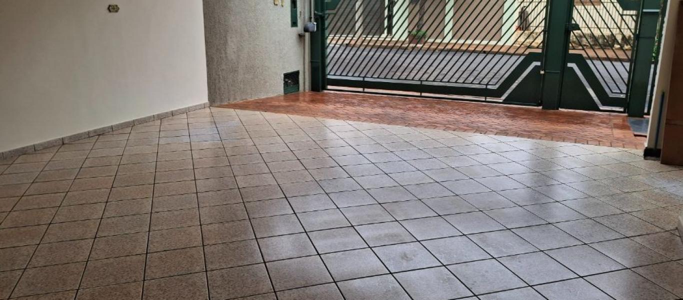 CASA NA Vila Ebenezer em Assis