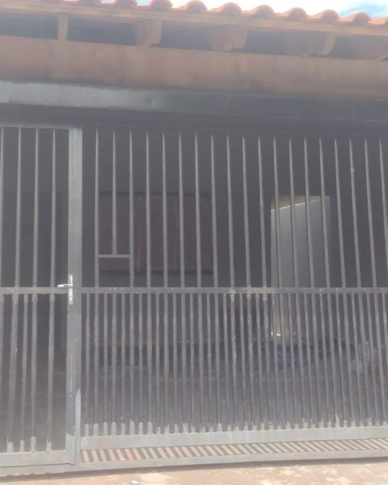 CASA NA Vila Brasil em Tarumã