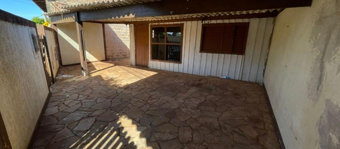 CASA NA VILA MARIALVES em Assis