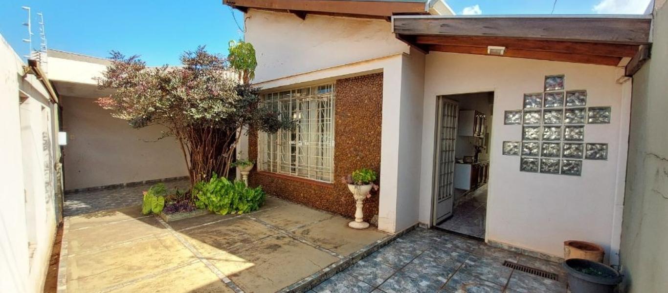 CASA NA Vila Santa Cecilia em Assis