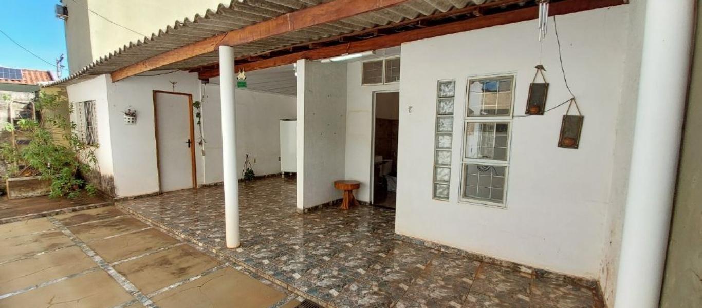 CASA NA Vila Santa Cecilia em Assis