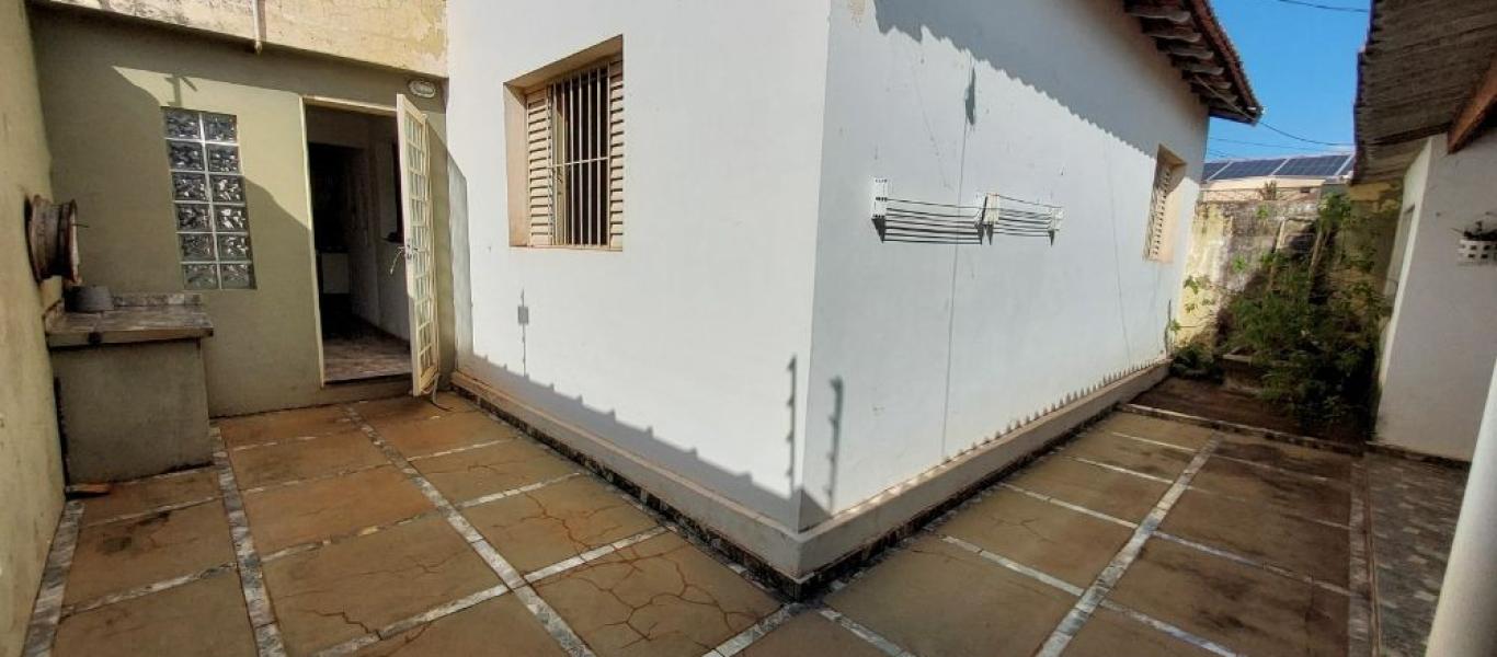 CASA NA Vila Santa Cecilia em Assis