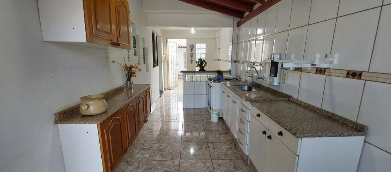 CASA NA Vila Santa Cecilia em Assis