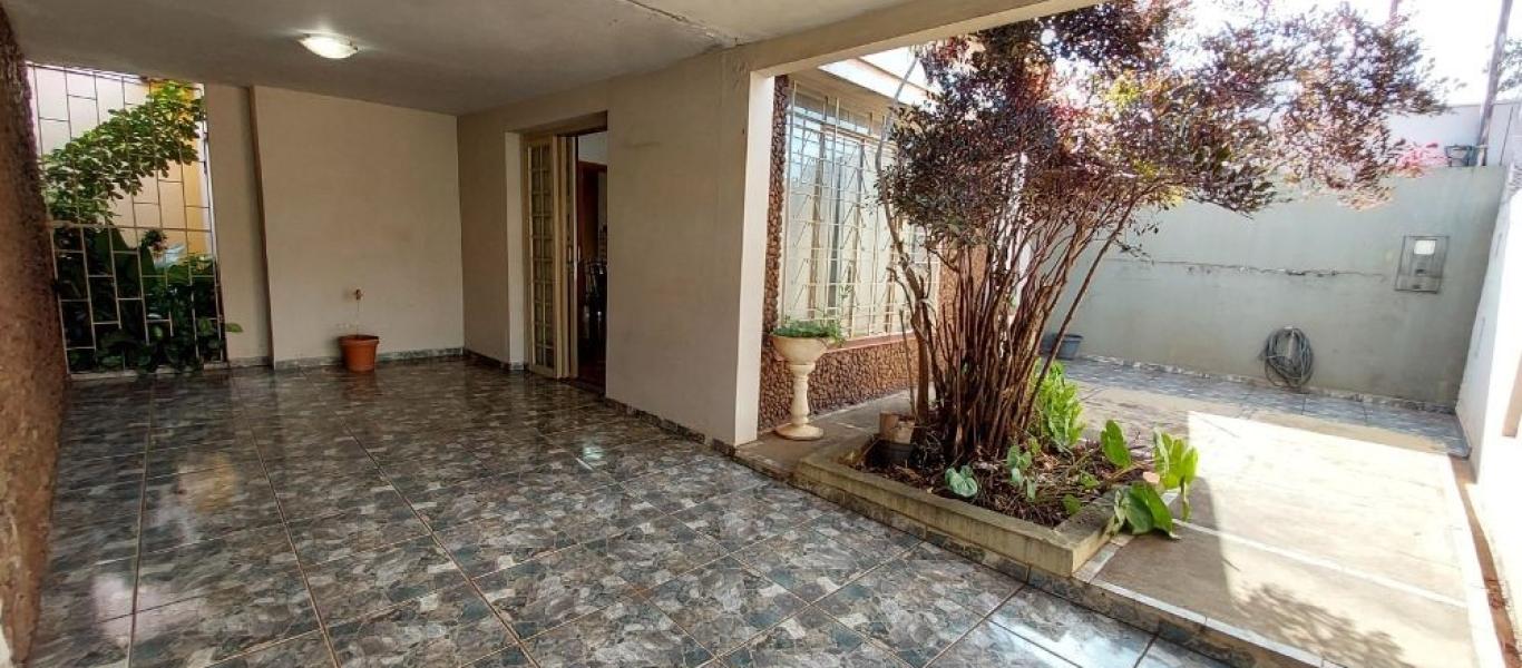 CASA NA Vila Santa Cecilia em Assis