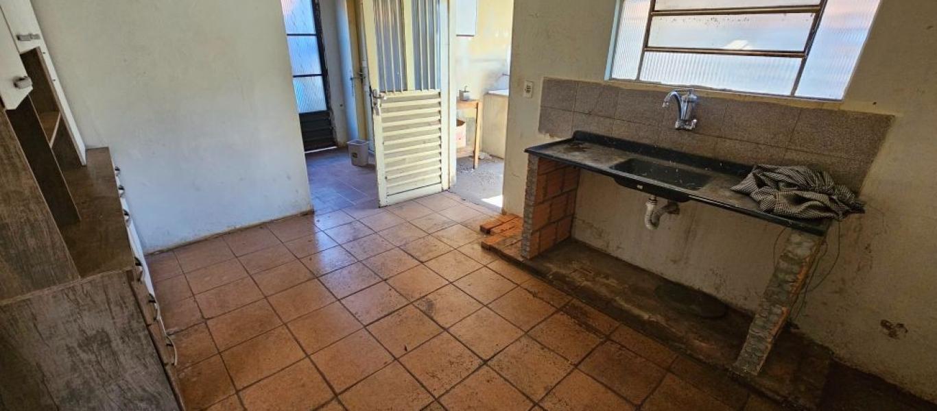 CASA NA Vila Fiuza em Assis