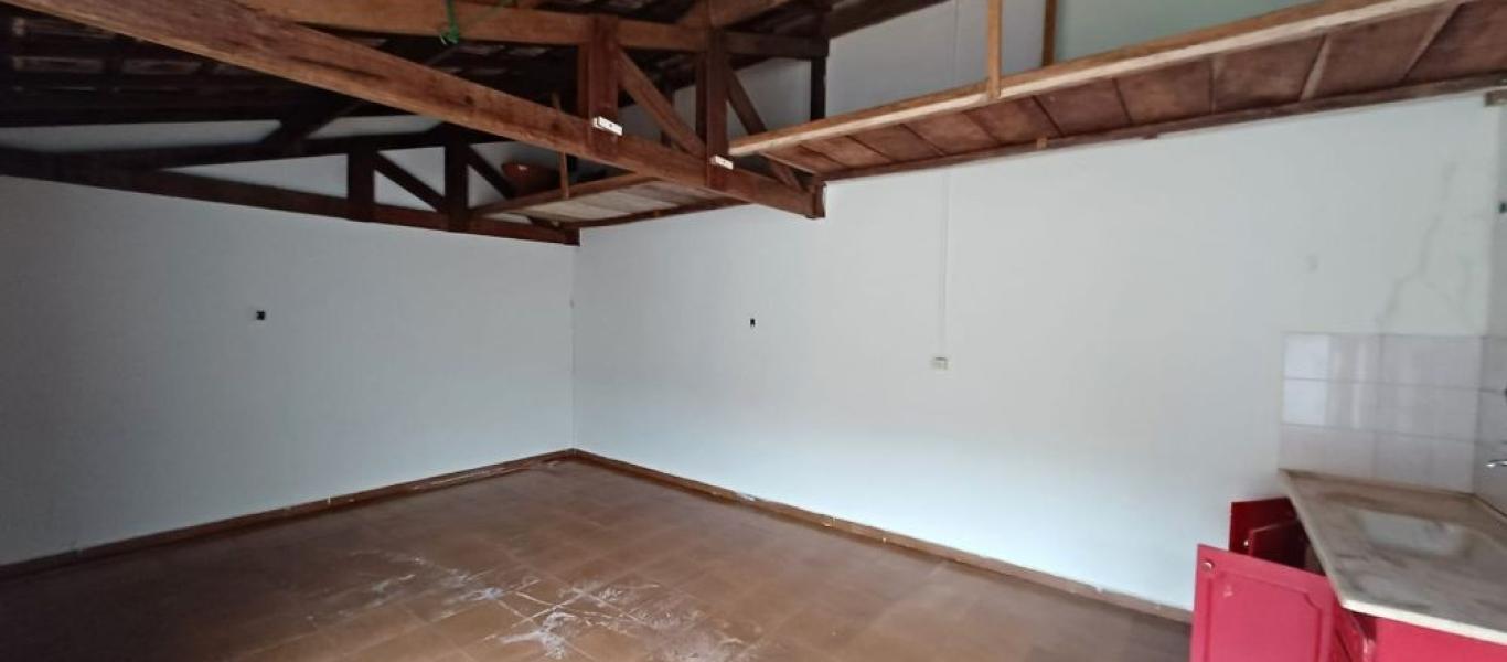 CASA NA Vila Fiuza em Assis