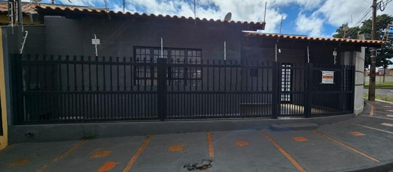 CASA NA Cohab da Rodoviária  em Assis