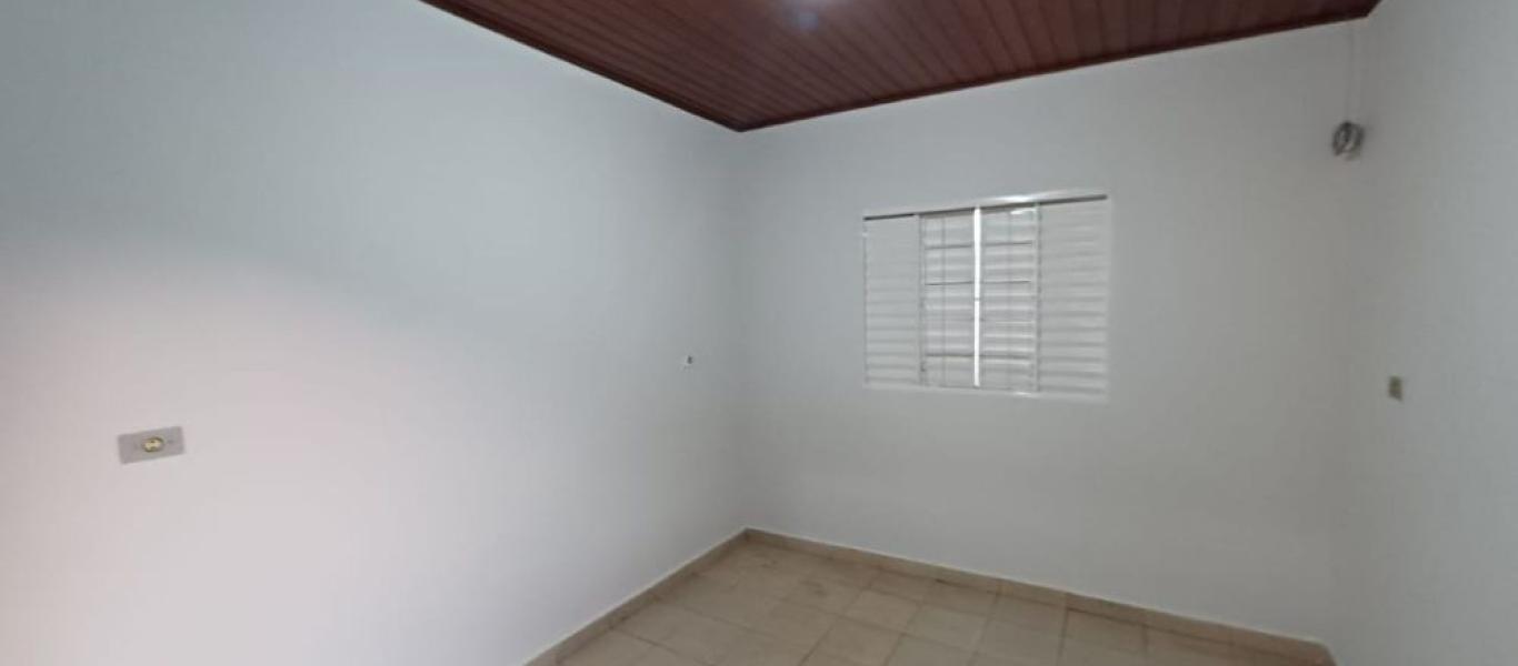 CASA NA Conjunto Habitacional Irmã Catarina em Assis