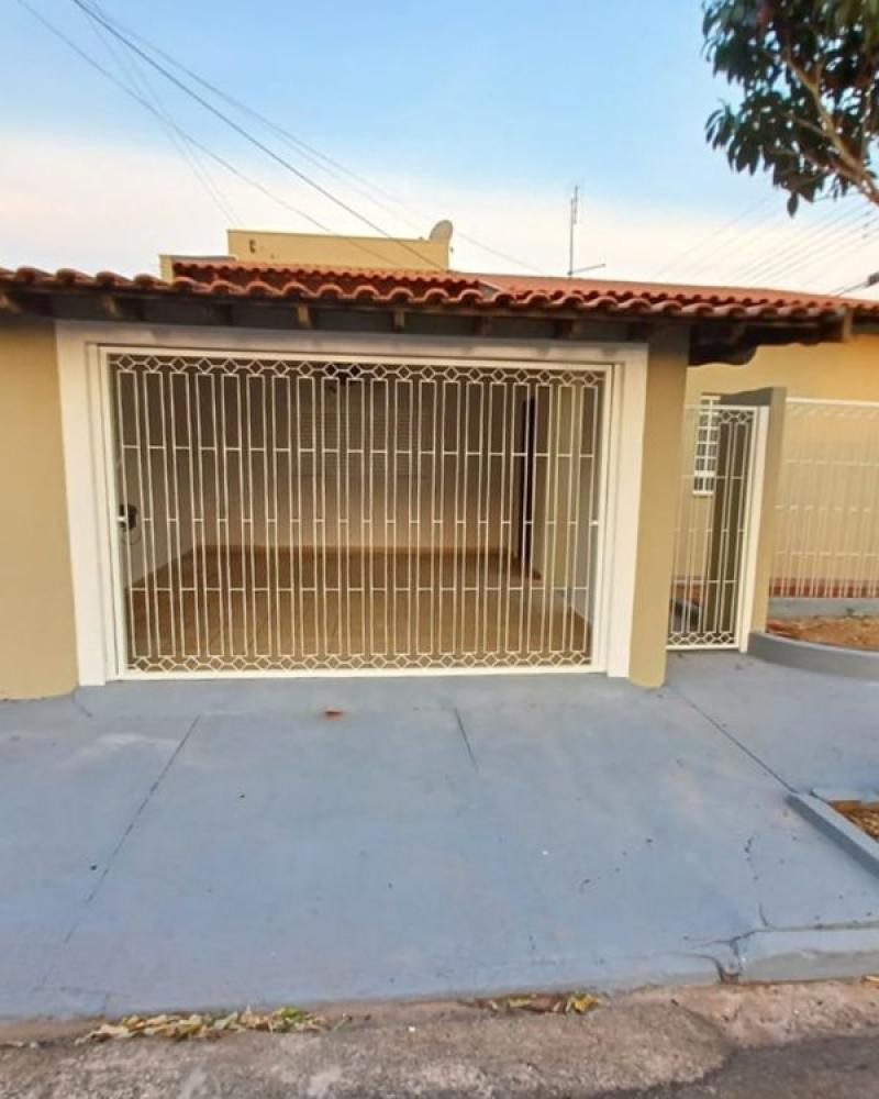 CASA NA Conjunto Habitacional Irmã Catarina em Assis