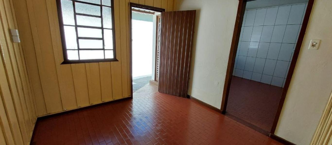 CASA NA VILA CARVALHO em Assis