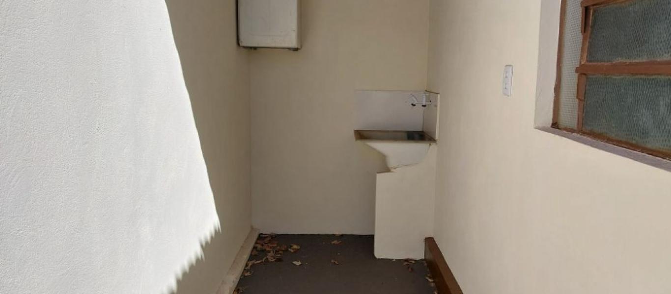CASA NA VILA CARVALHO em Assis