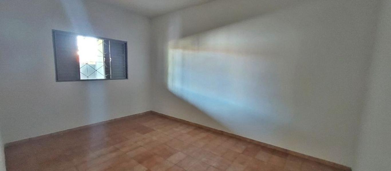 CASA NA Vila Ribeiro em Assis
