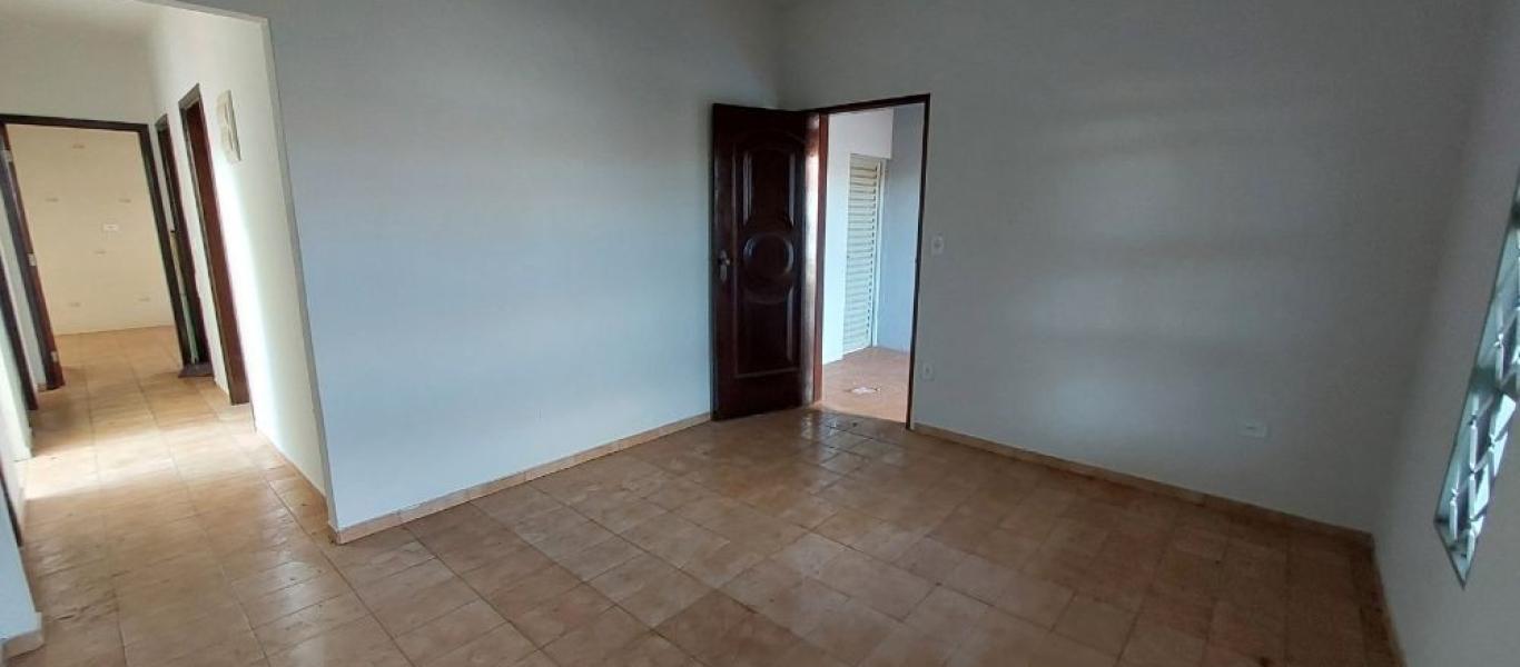 CASA NA Vila Ribeiro em Assis