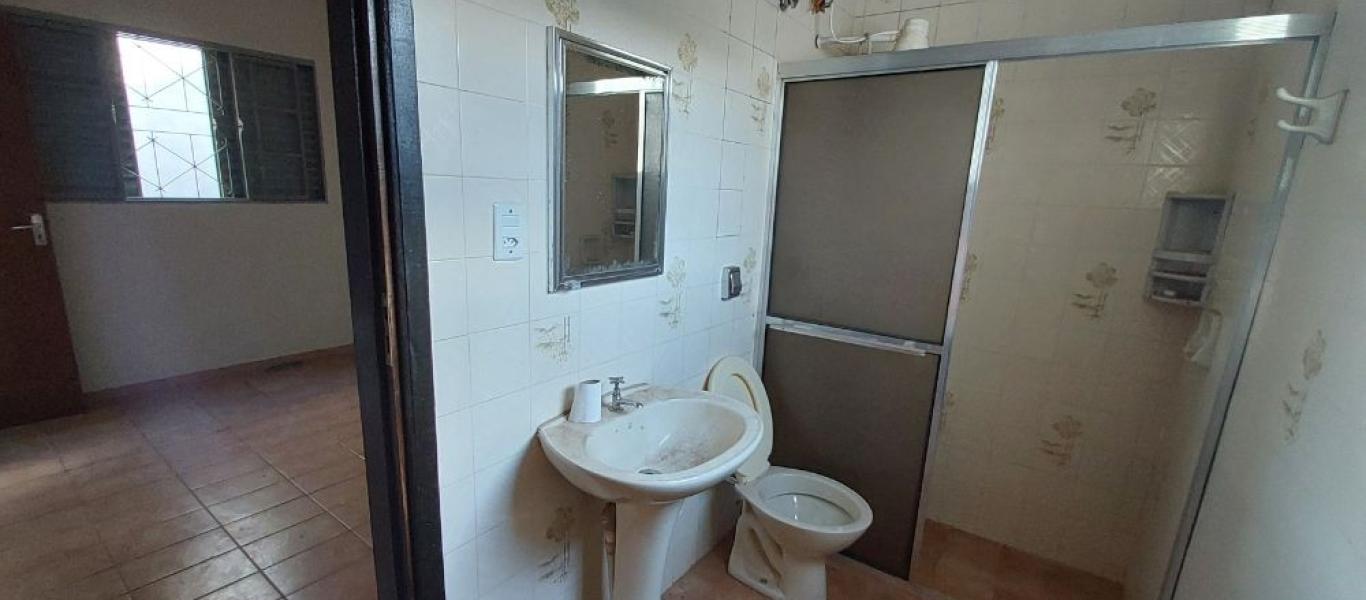 CASA NA Vila Ribeiro em Assis