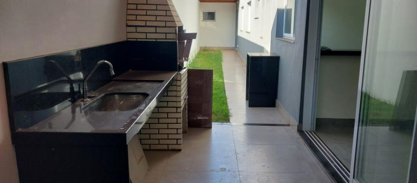 CASA NA VILA TÊNIS CLUBE em Assis