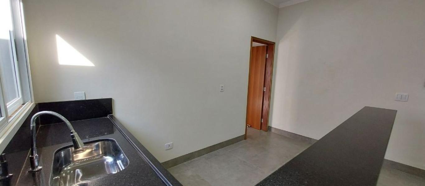 CASA NA VILA TÊNIS CLUBE em Assis