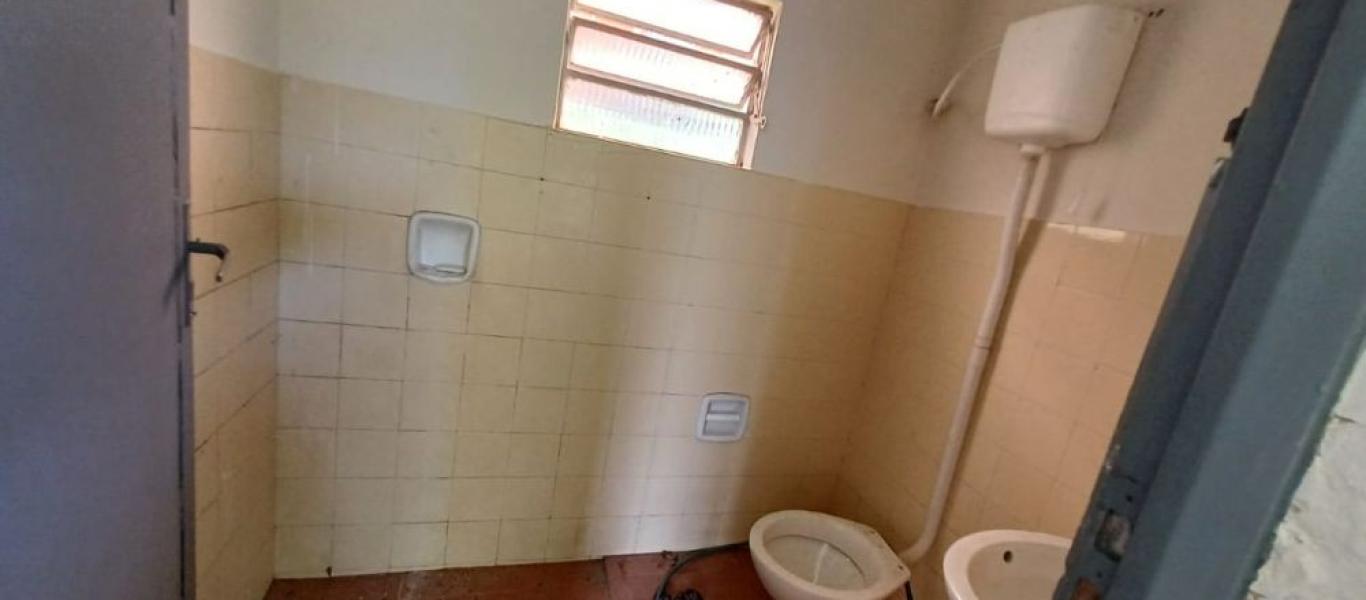 CASA NA Vila Tênis Clube em Assis