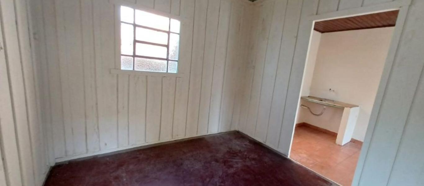 CASA NA Vila Tênis Clube em Assis